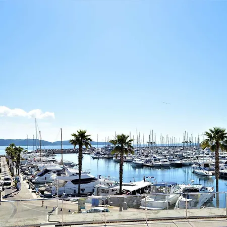 4 Pers. Centre Avec Terrasse Et Parking - Fr-1-226b-241 Apartamento Cavalaire-sur-Mer